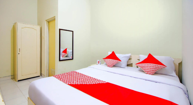 OYO 3083 D Kost 3 Syariah, Book Hotel Wirobrajan 