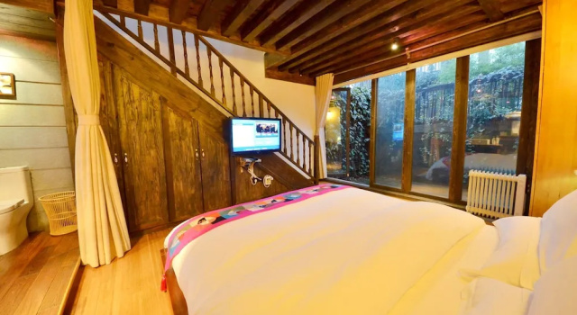Семейные апартаменты Lijiang Shuhe Youyiju Private Club
