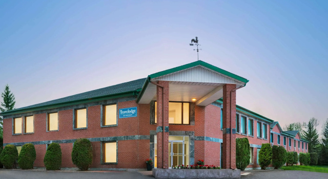 Travelodge by Wyndham Rigaud