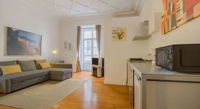 Chiado Balcony Apartment, Забронировать Апартаменты/квартира Мизерикорди Лиссабон, рядом с Bica Elevator