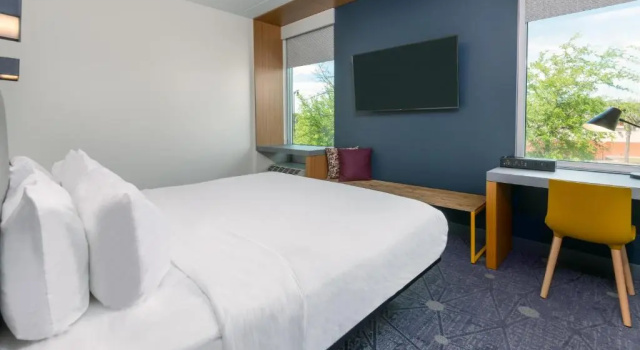 Номер Standard Aloft Jacksonville Airport