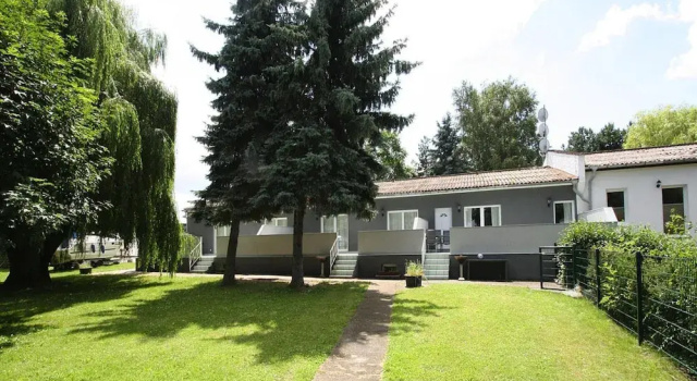 Коттедж Schones Ferienhaus mit Terrasse