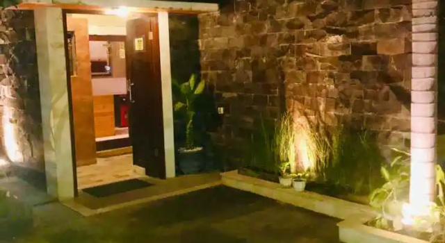 Renon Garden Suites Villas, Забронировать Отель Отели провинции Бали 3 звезды, 3*