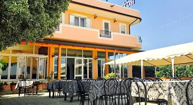 Двухместный номер Standard с балконом Hotel Ristorante La Decanata