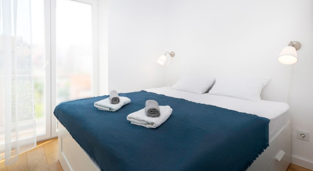 2BDR Design Apartment with Beautiful Terrace View, Забронировать Апартаменты/квартира Апартаменты Загреба, рядом с Хорватский национальный театр, Апартаменты/квартира