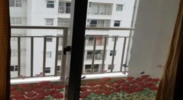 2BR Mediterania Garden Residence 2 By Travelio, Book Hotel Cilandak hoteller med pool, nær Tarumanagara University, Swimmingpool