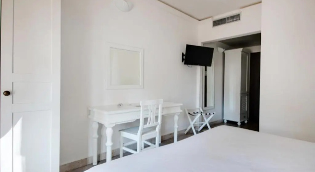 Двухместный номер Phi Hotel Sighientu