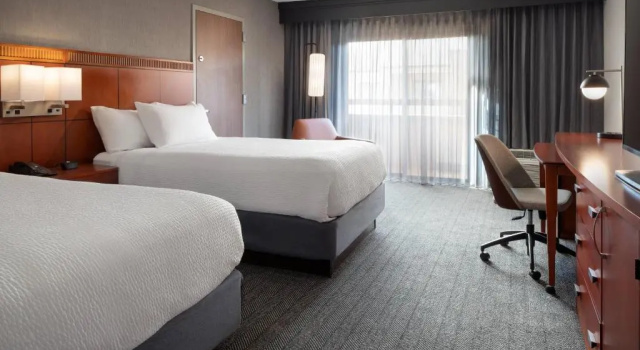 Двухместный номер Standard Courtyard by Marriott Bakersfield
