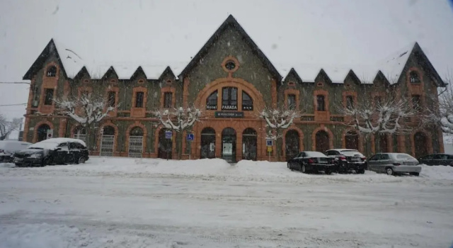 Hotel Parada Puigcerda, Забронировать Отель Отели и гостиницы Пучсерда, рядом с Església de Sant Domènec, Отель