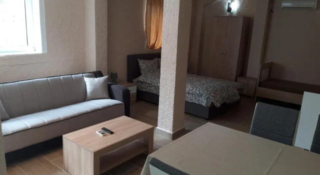 Kazablanka Rooms Aerodrom, Забронировать Отель Недорогие отели Подгорица, недорогие