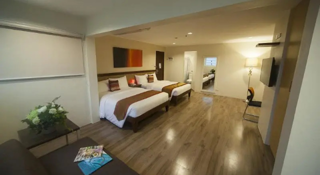 Номер Standard NS Royal Hotel