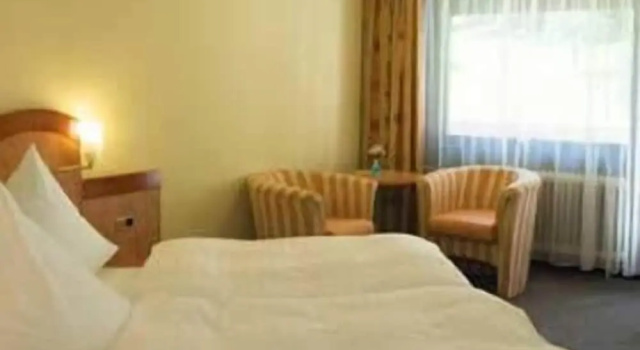 Двухместный номер Standard с балконом Hotel Bergfrieden