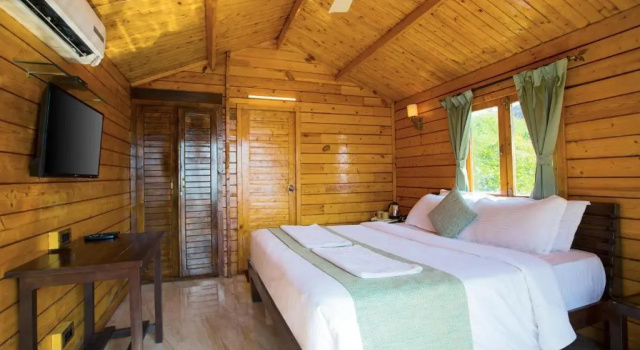 Antares Beach Resort, Rezerwuj Ośrodek wypoczynkowy Vagator 