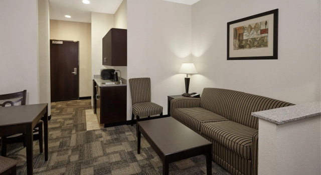 Люкс Holiday Inn Express Pekin - Peoria Area by IHG