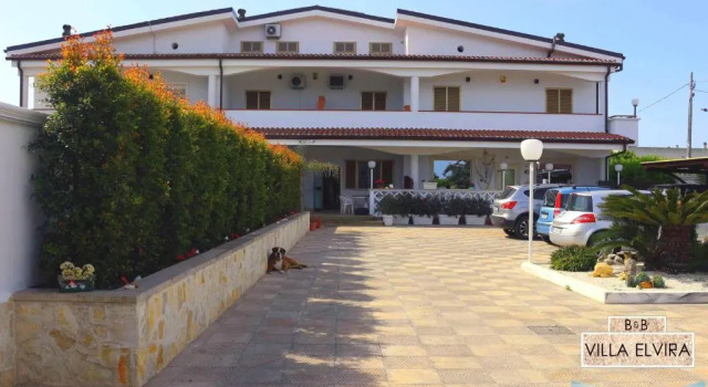 B&B Villa Elvira, Varaa Bed and Breakfast San Vito Salento