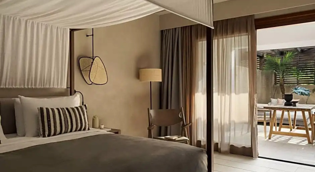 Двухместный полулюкс with Jetted Tub Ottoman Aulus Lindos Rhodes Resort, Curio Collection by Hilton