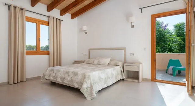 Es Regalo - Villa With Private Pool, Book Villa Cottages in Majorca, Cottage