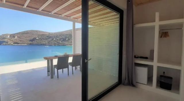 Люкс Deluxe Spathi Beach Suites Kea