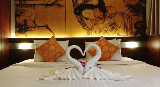 Номер Superior Lap Roi Karon Beachfront