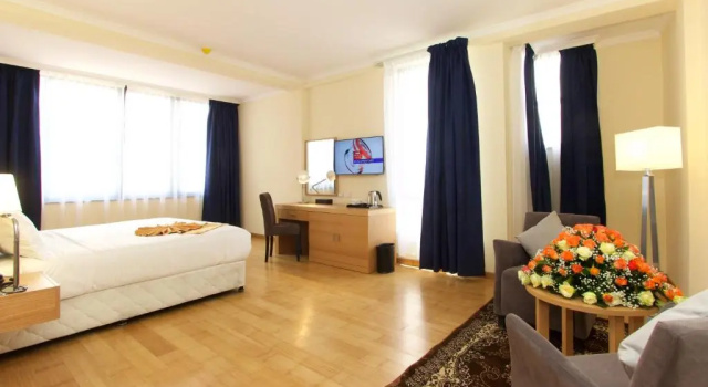 Люкс Yober Hotel