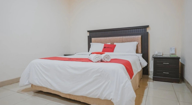 Двухместный семейный номер Standard RedDoorz Premium @ Jalan Pal 10 Jambi