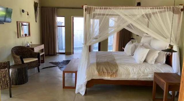 Двухместный люкс с видом на сад La Lechere Guest House