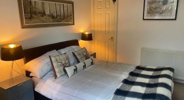City Lights Apartments, Varaa Huoneisto Edinburgh hotellit, joissa on pysäköinti, Pysäköinti