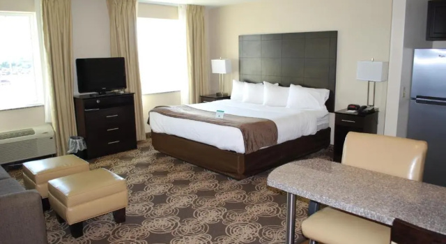 Студия Landmark Suites - Williston