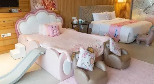 Семейный номер Deluxe HJ International Hotel
