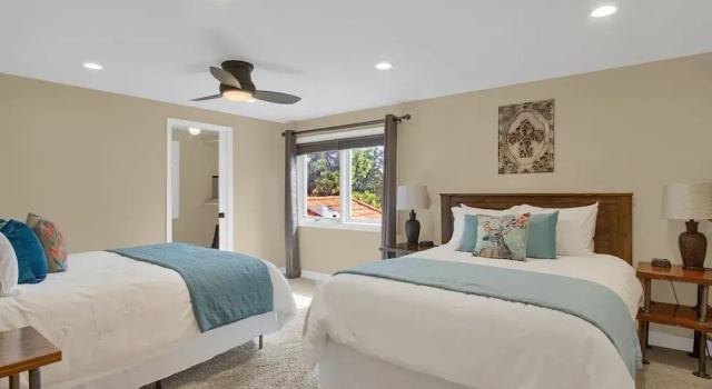5BR Poe Manor Entertain,hot Tub+has Everything!