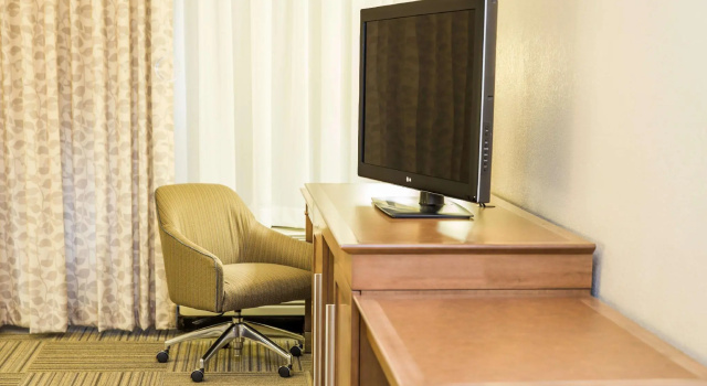 Четырёхместный номер Standard с видом на город Hampton Inn Philadelphia-Airport