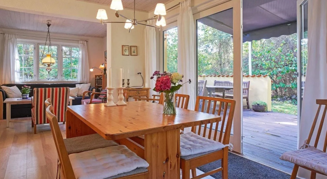 5 Person Holiday Home in Nexo-by Traum, Book Feriehus Bornholm hoteller med parkering, Parkering