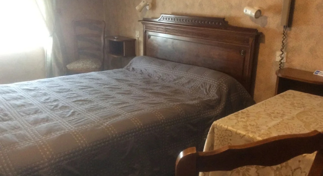 Hotel du Commerce, Забронировать Отель Пон-де-Во Ain