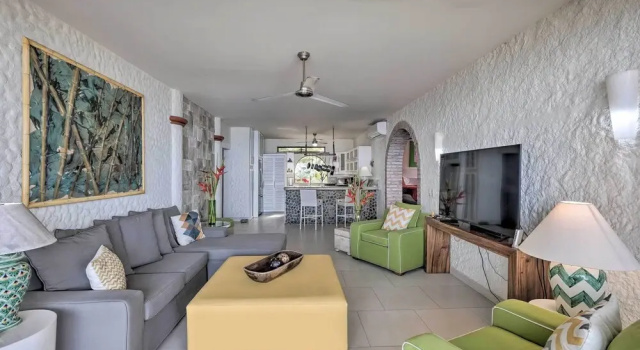 Puerto Vallarta Condo w/ Pool - Walk to La Playa!, Забронировать Апартаменты/квартира Апартаменты Пуэрто-Вальярта, Апартаменты/квартира