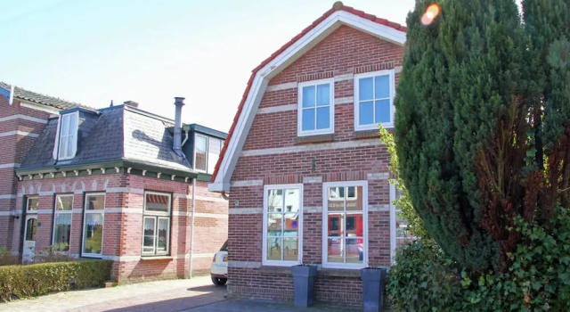 Spacious Villa near Sea in Bergen, Забронировать Вилла Берген Noord-Kennemerland