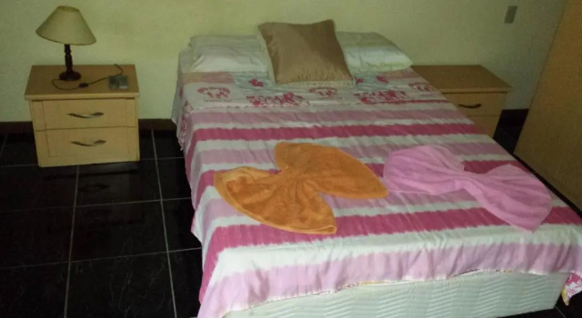 Люкс Classic Hospedaria - Hostel Gamboa