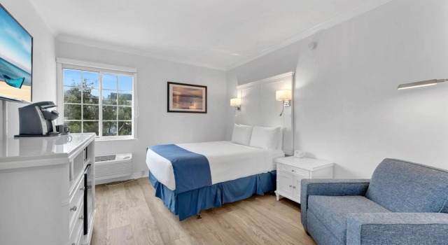 Bayfront Inn Fifth Avenue