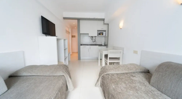 Apartamentos Embat
