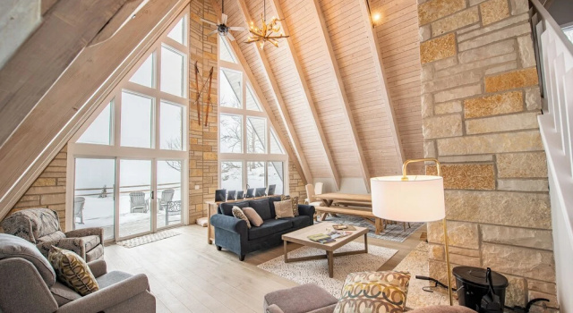 Коттедж Lakefront 3BR Luxury Home at High Bluffs