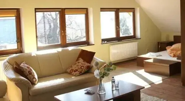 Hotel Koniuszy, Забронировать Отель Сребрна Гура Sowie Mountains