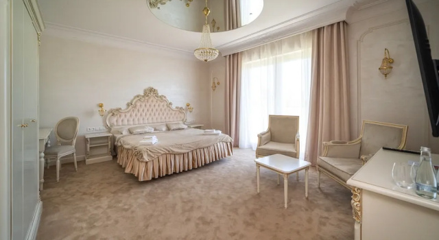 Двухместный номер Superior с балконом Hotel Kiston