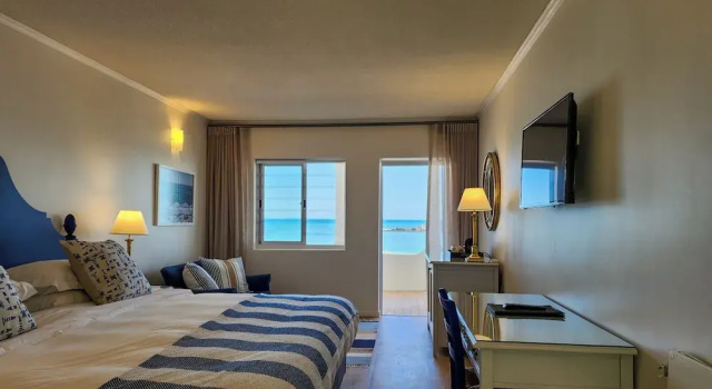 Номер Classic Blue Peter Hotel