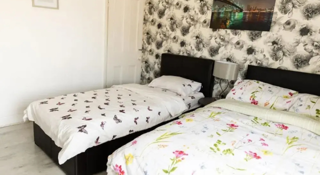 2 Bedroom Cossy Detached Property, Boek Vakantiehuis Vakantiehuizen in Merseyside, Cottage