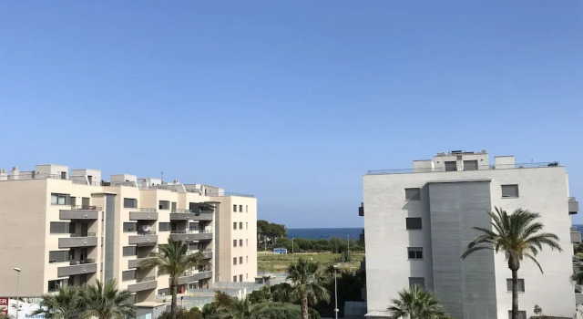 Двухместный номер Deluxe с балконом и с видом на море Hotel Torredembarra