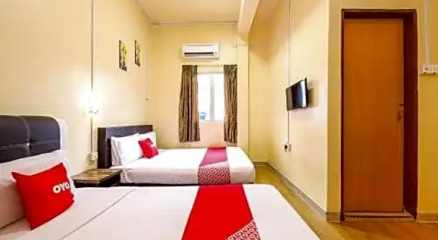 Standart oda OYO 703 Myra Hotel