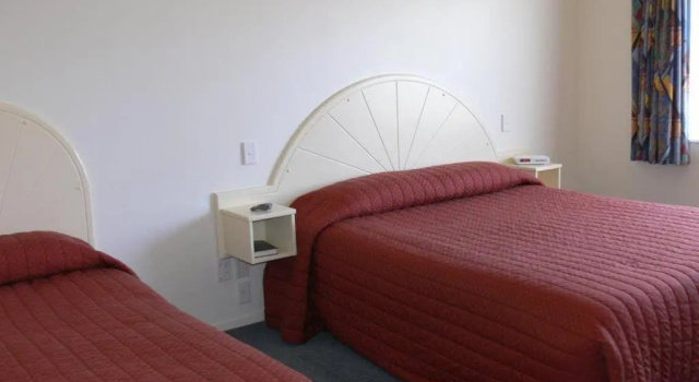 Семейный номер Standard с балконом Valdez Motor Lodge