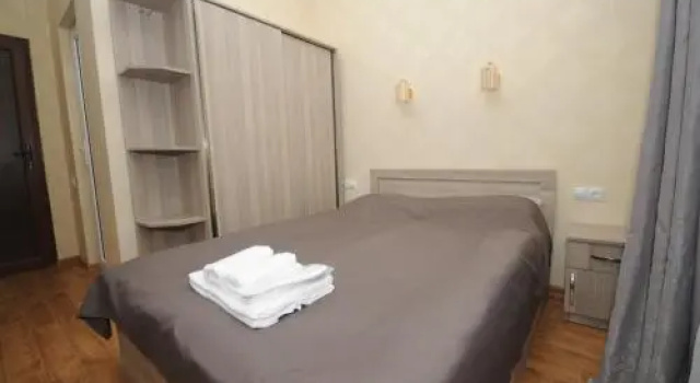 Hotel 9 Rooms-Avlabari, Забронировать Отель Отели Тбилиси с парковкой, Парковка