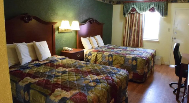 Двухместный номер Deluxe Delux Inn