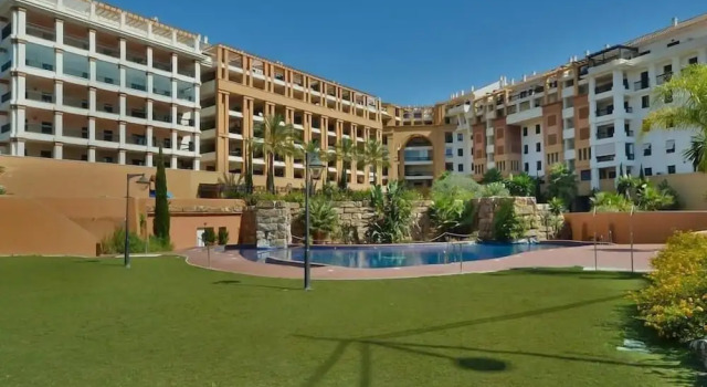 Lujoso Apartamento SAN Pedro DE Alcantara Marbella