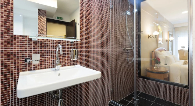 Номер Deluxe с балконом Hotel Sterling Garni